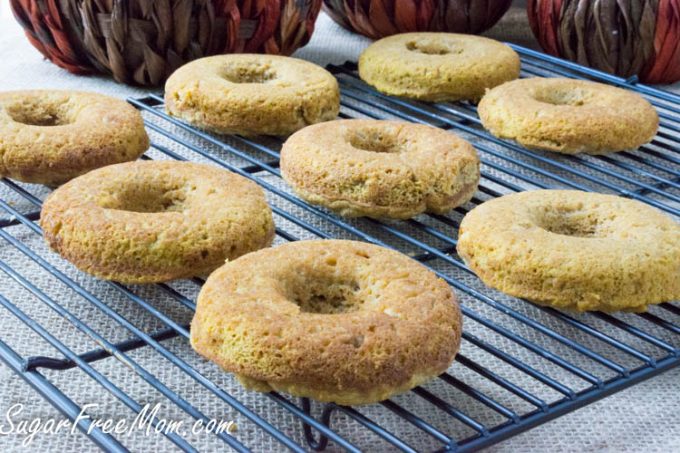 pumpkin donuts1 (1 of 1)