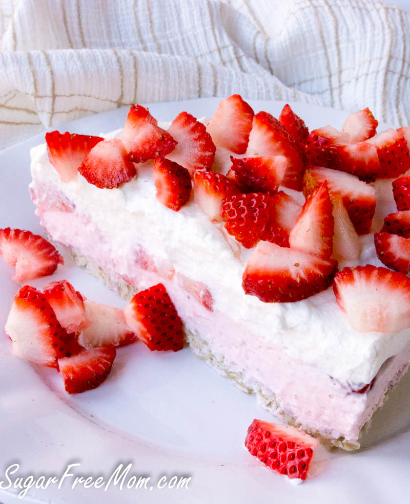 strawberry mousse pie4 (1 of 1)