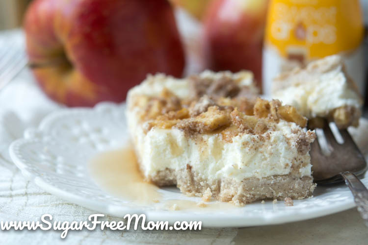 Low Carb Apple Cheesecake Bars