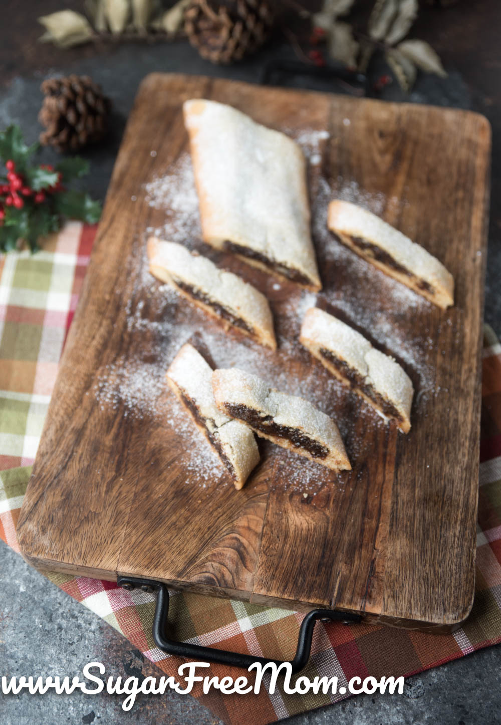 These traditional Sicilian Keto Italian fig cookies, Cuccidati, are now low carb and can be enjoyed on your ketogenic and low carb diet! Just 6 g net carbs per serving!